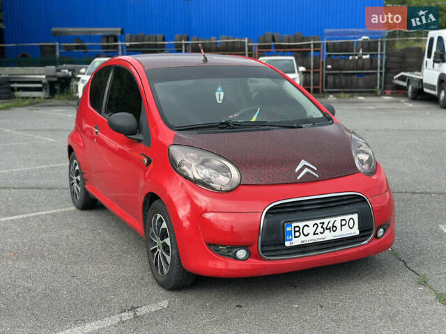 Красный Ситроен С1, объемом двигателя 1 л и пробегом 247 тыс. км за 2500 $, фото 1 на Automoto.ua
