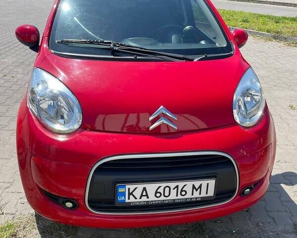 Червоний Сітроен С1, об'ємом двигуна 1 л та пробігом 120 тис. км за 5650 $, фото 1 на Automoto.ua