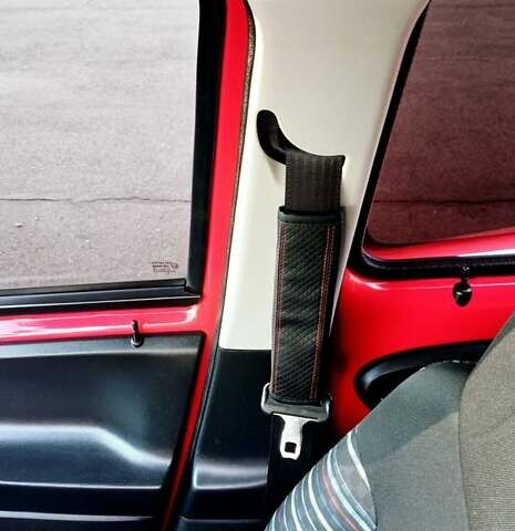 Красный Ситроен С1, объемом двигателя 1 л и пробегом 111 тыс. км за 6350 $, фото 77 на Automoto.ua