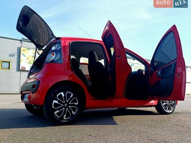 Красный Ситроен С1, объемом двигателя 1 л и пробегом 111 тыс. км за 6350 $, фото 4 на Automoto.ua