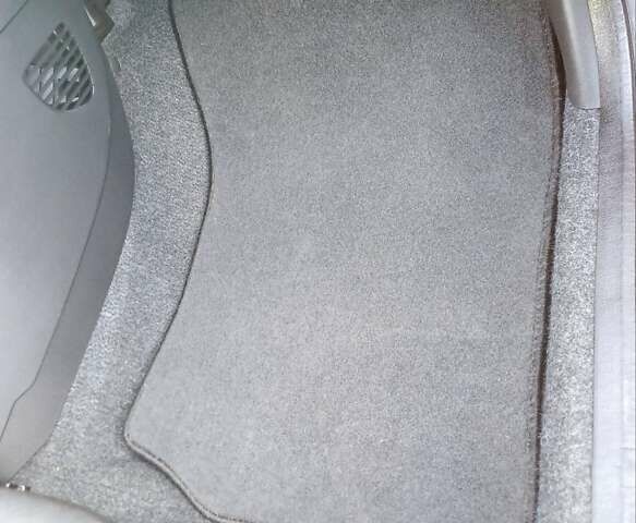 Красный Ситроен С1, объемом двигателя 1 л и пробегом 111 тыс. км за 6350 $, фото 62 на Automoto.ua