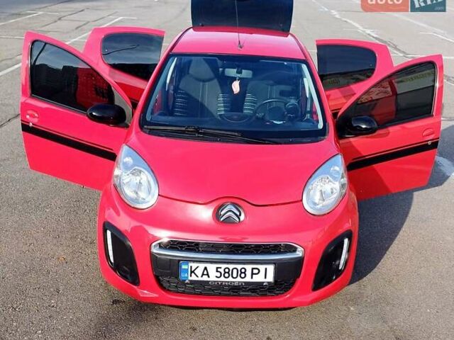 Красный Ситроен С1, объемом двигателя 1 л и пробегом 111 тыс. км за 6350 $, фото 25 на Automoto.ua