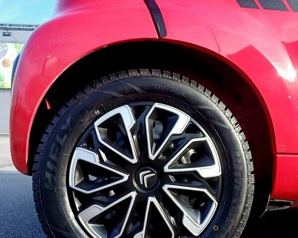 Красный Ситроен С1, объемом двигателя 1 л и пробегом 111 тыс. км за 6350 $, фото 43 на Automoto.ua