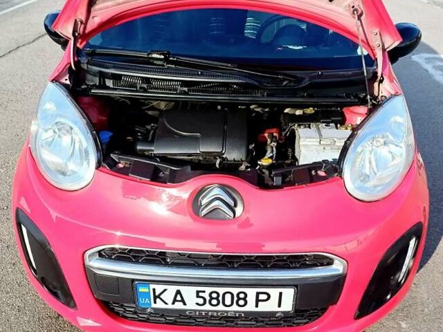 Красный Ситроен С1, объемом двигателя 1 л и пробегом 111 тыс. км за 6350 $, фото 32 на Automoto.ua