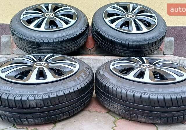 Красный Ситроен С1, объемом двигателя 1 л и пробегом 111 тыс. км за 6350 $, фото 48 на Automoto.ua