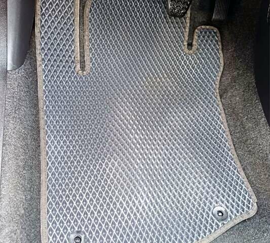 Красный Ситроен С1, объемом двигателя 1 л и пробегом 111 тыс. км за 6350 $, фото 61 на Automoto.ua