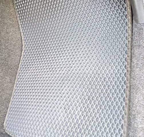 Красный Ситроен С1, объемом двигателя 1 л и пробегом 111 тыс. км за 6350 $, фото 63 на Automoto.ua