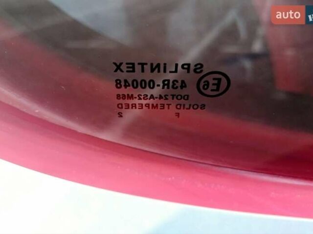 Красный Ситроен С1, объемом двигателя 1 л и пробегом 111 тыс. км за 6350 $, фото 96 на Automoto.ua