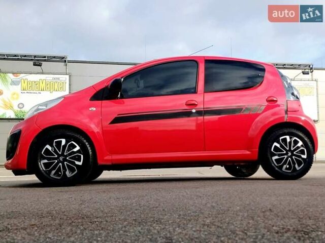 Красный Ситроен С1, объемом двигателя 1 л и пробегом 111 тыс. км за 6350 $, фото 10 на Automoto.ua