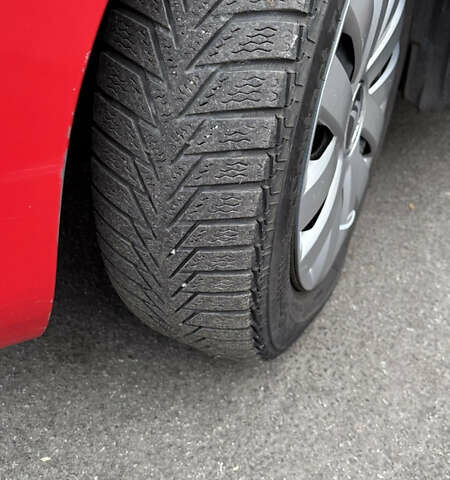 Червоний Сітроен С1, об'ємом двигуна 1 л та пробігом 109 тис. км за 6350 $, фото 19 на Automoto.ua