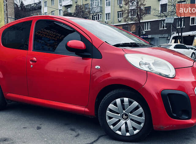 Червоний Сітроен С1, об'ємом двигуна 1 л та пробігом 109 тис. км за 6350 $, фото 8 на Automoto.ua
