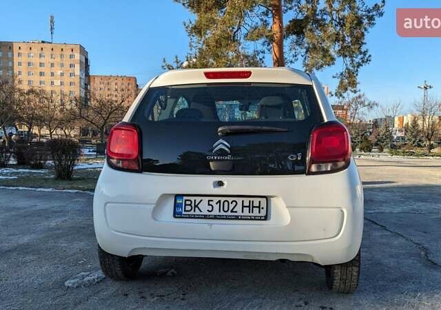 Ситроен С1, объемом двигателя 1 л и пробегом 157 тыс. км за 5200 $, фото 4 на Automoto.ua