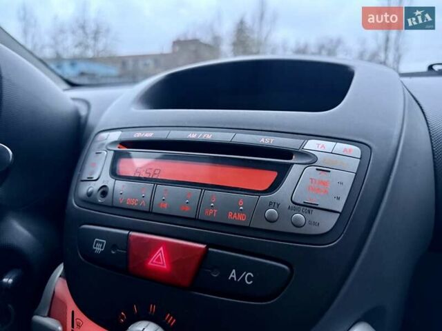 Сірий Сітроен С1, об'ємом двигуна 1 л та пробігом 189 тис. км за 3999 $, фото 44 на Automoto.ua