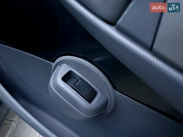 Сірий Сітроен С1, об'ємом двигуна 1 л та пробігом 189 тис. км за 3999 $, фото 37 на Automoto.ua