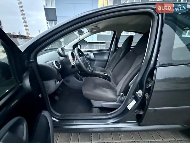 Сірий Сітроен С1, об'ємом двигуна 1 л та пробігом 189 тис. км за 3999 $, фото 28 на Automoto.ua