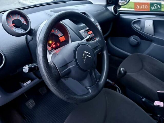 Серый Ситроен С1, объемом двигателя 1 л и пробегом 189 тыс. км за 3999 $, фото 31 на Automoto.ua