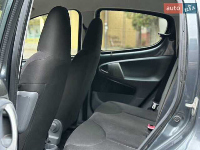 Серый Ситроен С1, объемом двигателя 1 л и пробегом 97 тыс. км за 3850 $, фото 9 на Automoto.ua