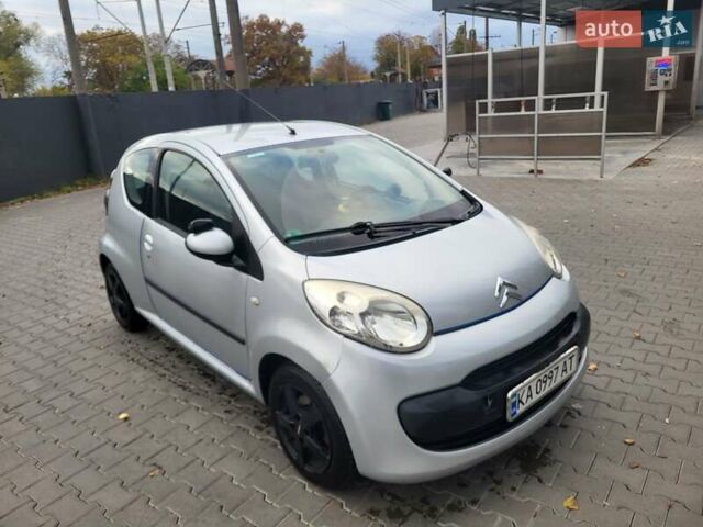 Серый Ситроен С1, объемом двигателя 1 л и пробегом 192 тыс. км за 4200 $, фото 2 на Automoto.ua