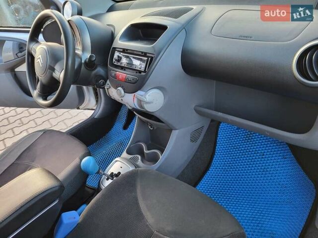 Серый Ситроен С1, объемом двигателя 1 л и пробегом 192 тыс. км за 4200 $, фото 28 на Automoto.ua