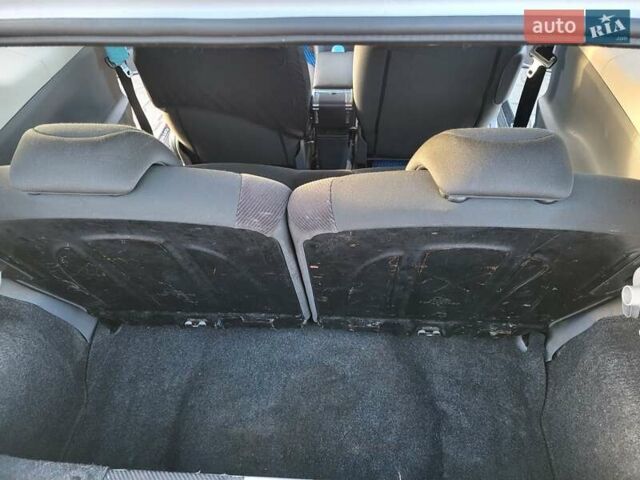 Серый Ситроен С1, объемом двигателя 1 л и пробегом 192 тыс. км за 4200 $, фото 24 на Automoto.ua