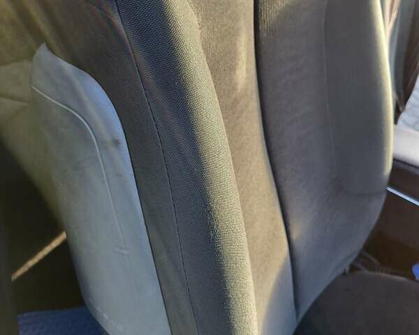 Серый Ситроен С1, объемом двигателя 1 л и пробегом 192 тыс. км за 4200 $, фото 21 на Automoto.ua