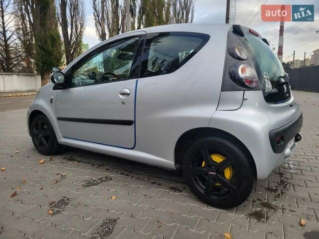 Серый Ситроен С1, объемом двигателя 1 л и пробегом 192 тыс. км за 4200 $, фото 7 на Automoto.ua