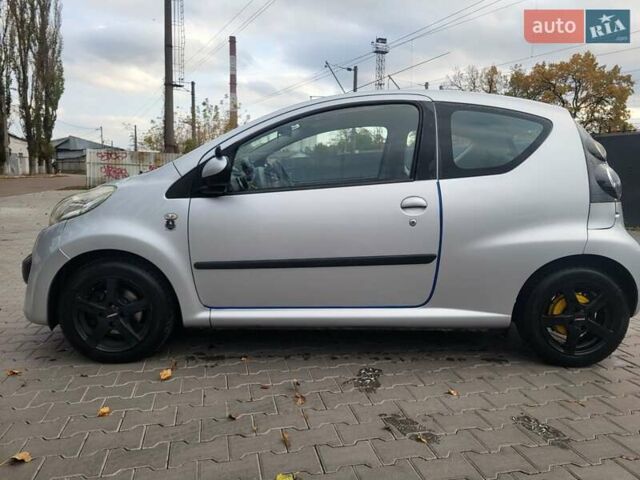 Серый Ситроен С1, объемом двигателя 1 л и пробегом 192 тыс. км за 4200 $, фото 10 на Automoto.ua