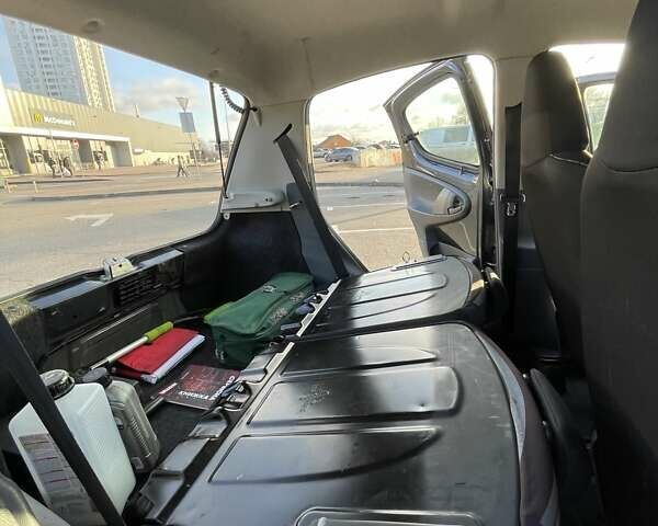 Серый Ситроен С1, объемом двигателя 1 л и пробегом 130 тыс. км за 6500 $, фото 8 на Automoto.ua