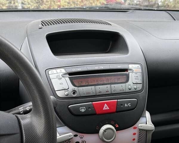 Сірий Сітроен С1, об'ємом двигуна 1 л та пробігом 137 тис. км за 4900 $, фото 13 на Automoto.ua