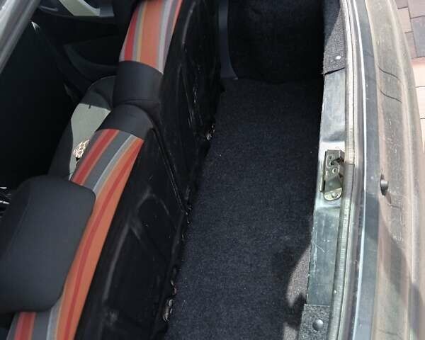 Серый Ситроен С1, объемом двигателя 1 л и пробегом 203 тыс. км за 4500 $, фото 8 на Automoto.ua