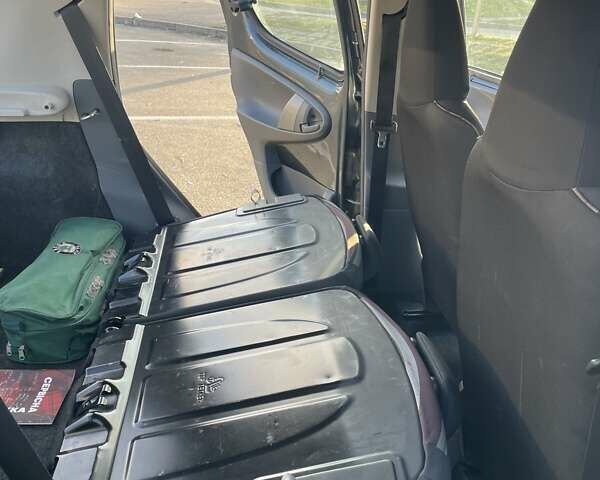 Серый Ситроен С1, объемом двигателя 1 л и пробегом 130 тыс. км за 6500 $, фото 7 на Automoto.ua