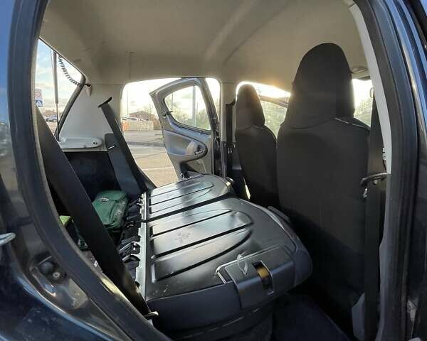 Серый Ситроен С1, объемом двигателя 1 л и пробегом 152 тыс. км за 4500 $, фото 11 на Automoto.ua