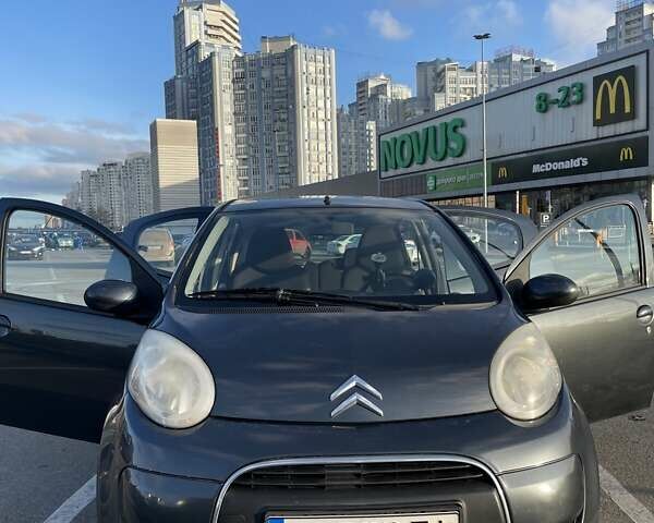 Серый Ситроен С1, объемом двигателя 1 л и пробегом 130 тыс. км за 6500 $, фото 12 на Automoto.ua