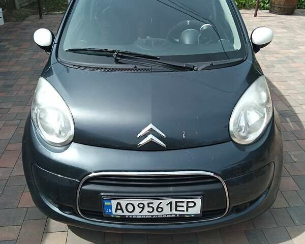 Серый Ситроен С1, объемом двигателя 1 л и пробегом 203 тыс. км за 4500 $, фото 13 на Automoto.ua
