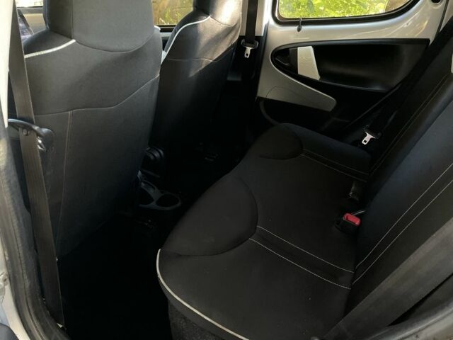 Серый Ситроен С1, объемом двигателя 1 л и пробегом 166 тыс. км за 4399 $, фото 15 на Automoto.ua