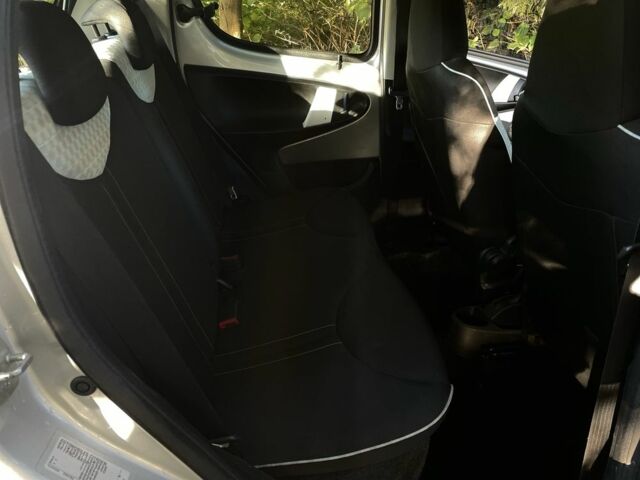 Серый Ситроен С1, объемом двигателя 1 л и пробегом 166 тыс. км за 4399 $, фото 14 на Automoto.ua