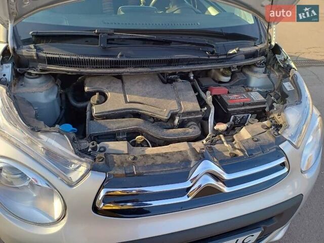 Серый Ситроен С1, объемом двигателя 1 л и пробегом 56 тыс. км за 7600 $, фото 10 на Automoto.ua