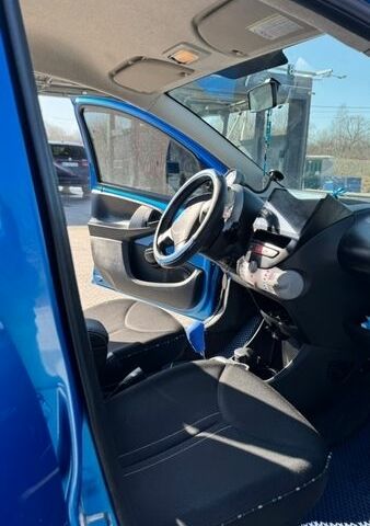 Синий Ситроен С1, объемом двигателя 1 л и пробегом 133 тыс. км за 5700 $, фото 26 на Automoto.ua