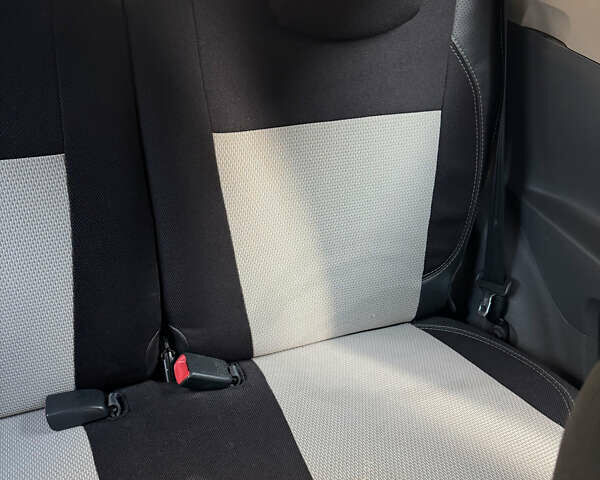 Зеленый Ситроен С1, объемом двигателя 1 л и пробегом 173 тыс. км за 3900 $, фото 21 на Automoto.ua