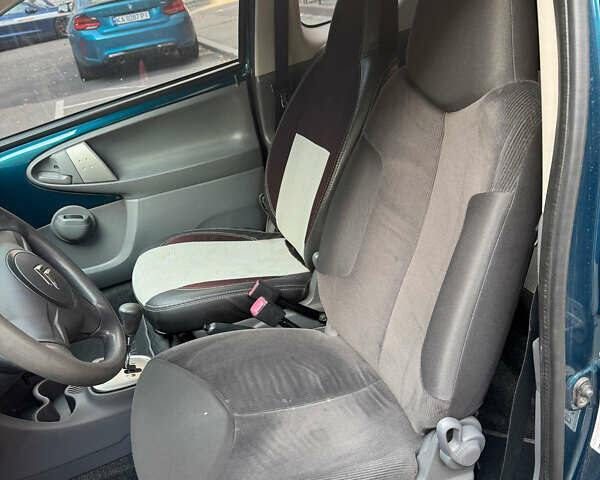 Зеленый Ситроен С1, объемом двигателя 1 л и пробегом 173 тыс. км за 3900 $, фото 16 на Automoto.ua