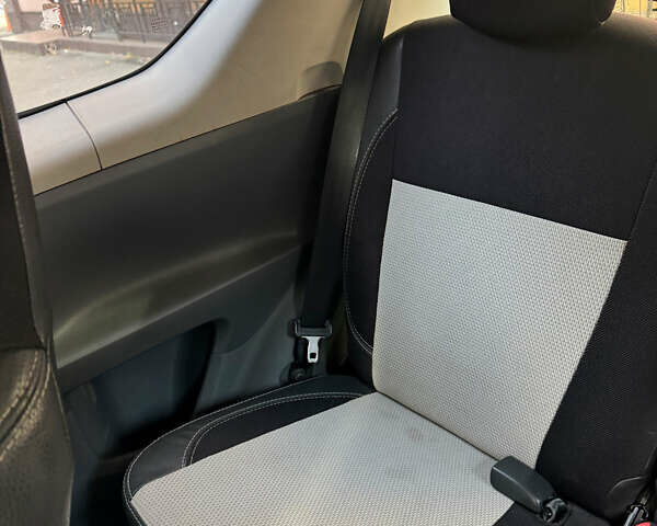 Зеленый Ситроен С1, объемом двигателя 1 л и пробегом 173 тыс. км за 3900 $, фото 19 на Automoto.ua