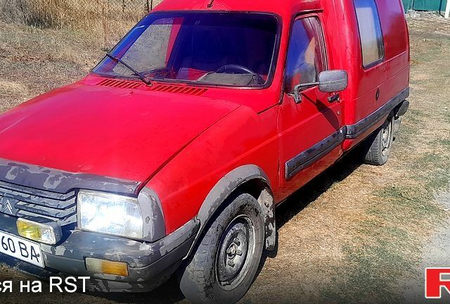 Красный Ситроен С15, объемом двигателя 1.9 л и пробегом 300 тыс. км за 900 $, фото 2 на Automoto.ua