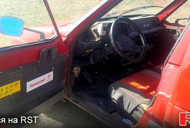 Красный Ситроен С15, объемом двигателя 1.9 л и пробегом 300 тыс. км за 900 $, фото 3 на Automoto.ua