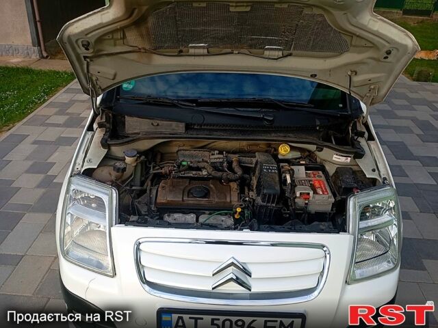 Белый Ситроен С2, объемом двигателя 1.1 л и пробегом 137 тыс. км за 2600 $, фото 6 на Automoto.ua