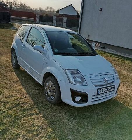 Білий Сітроен С2, об'ємом двигуна 1.12 л та пробігом 137 тис. км за 2900 $, фото 4 на Automoto.ua