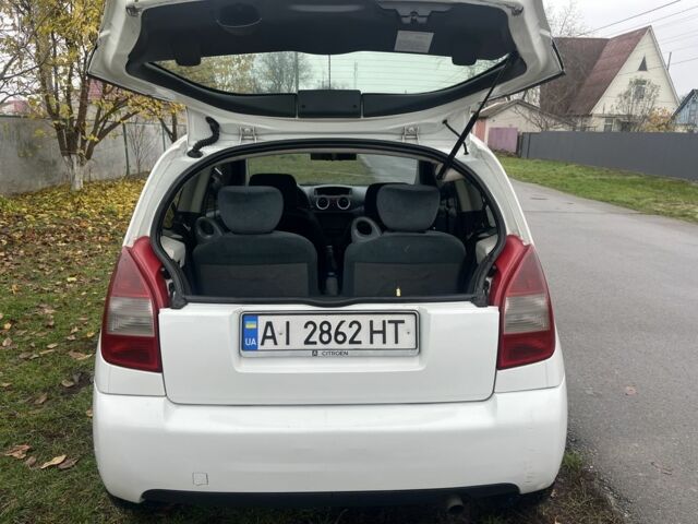 Белый Ситроен С2, объемом двигателя 1.4 л и пробегом 350 тыс. км за 2450 $, фото 5 на Automoto.ua