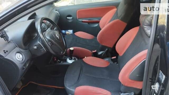 Черный Ситроен С2, объемом двигателя 1.4 л и пробегом 254 тыс. км за 5000 $, фото 26 на Automoto.ua