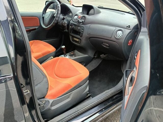 Черный Ситроен С2, объемом двигателя 1.4 л и пробегом 203 тыс. км за 3900 $, фото 1 на Automoto.ua