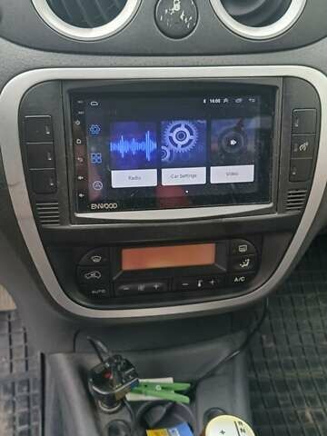 Черный Ситроен С2, объемом двигателя 1.4 л и пробегом 226 тыс. км за 3200 $, фото 6 на Automoto.ua