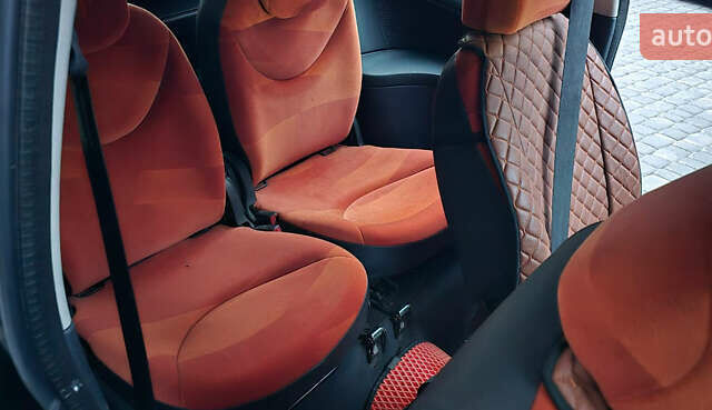 Чорний Сітроен С2, об'ємом двигуна 1.36 л та пробігом 267 тис. км за 2999 $, фото 12 на Automoto.ua